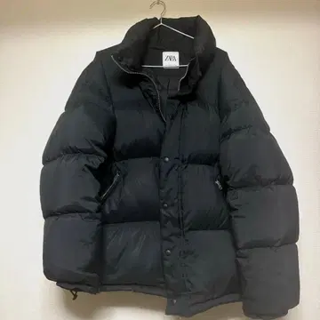 ZARA 블랙 다운 자켓