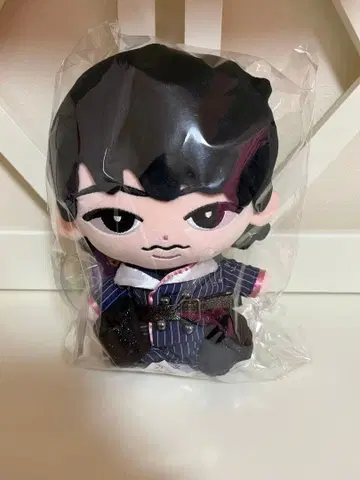 스노치루 스트라이프 의상의 인형 마스코트