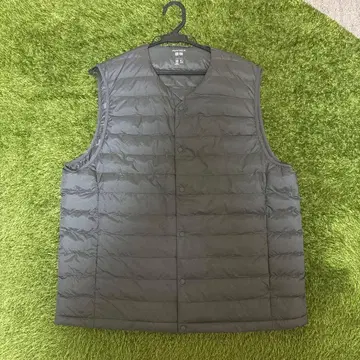 유니클로 퍼프 테크 컴팩트 베스트