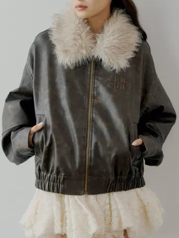 [ 퍼 탈부착 가능 ] 인조 가죽 루즈 지퍼 블루종 chico