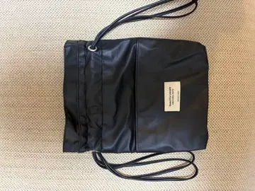 beautiful people 드로우 스트링 백 블랙