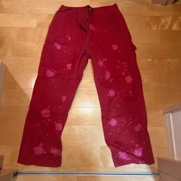 XLARGE 레드 페인트 스플래터 워크 팬츠