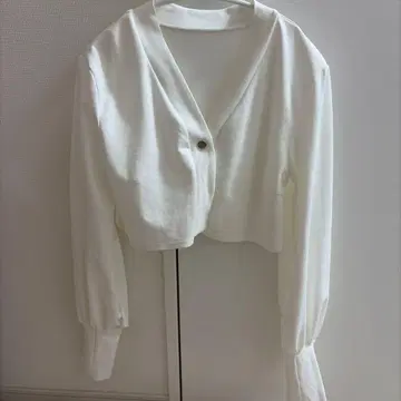 시로노 사쿠라 UV컷 가디건 화이트