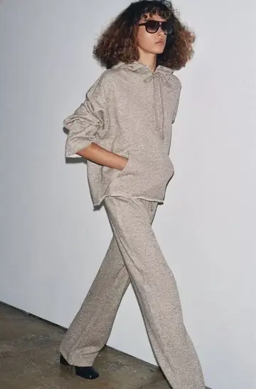 ZARA 러스틱 후디