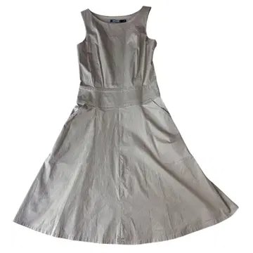 DKNY 슬리브리스 플레어 A라인 원피스 베이지 무릎 기장