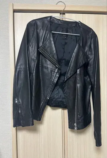 언타이틀 가죽 자켓