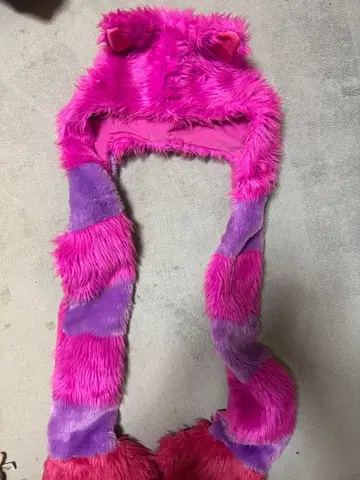 핑크색 귀 달린 복슬복슬 캡