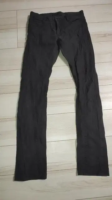 SCHLUSSEL 스키니 팬츠 블랙