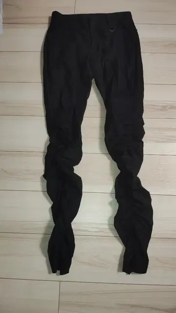 루즈핏 블랙 슬랙스