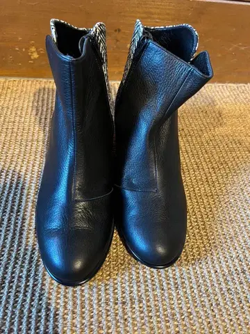 개버딘 KT 가죽 트위드 숏부츠