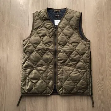 TAION 체온 V NECK ZIP VEST M 사이즈 다운 베스트
