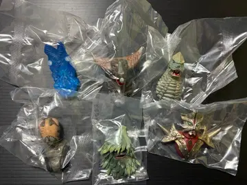 제일복권 울트라맨 시리즈 괴수 초대전 vol.2 괴수 두상 세트