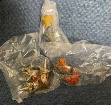 제일복권 울트라맨 F상 괴수두감 에이스 킬러 피트 외계인, 저글러