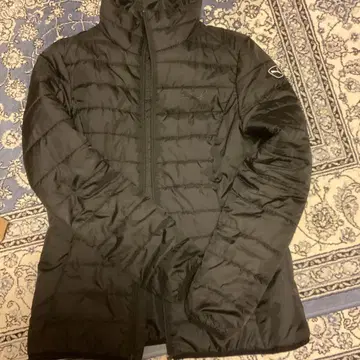 Puma 블랙 다운 자켓 L 사이즈 여성용