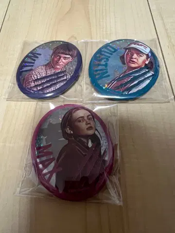 기묘한 이야기 홀로그램 캔뱃지