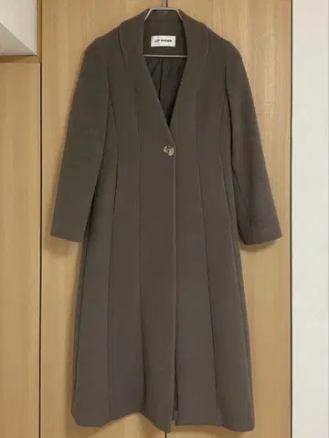 [ LILY BROWN ] 체스터 코트 MOC 사이즈 1