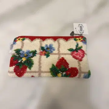 미사용 새상품 FEILER 꽃무늬 이치고 파우치