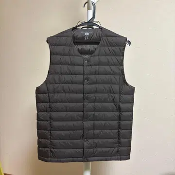 유니클로 울트라 라이트 다운 베스트