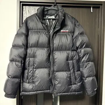 퍼스트 다운 다운 자켓 M 사이즈 블랙