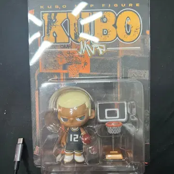 POPMART KUBO MVP 피규어 농구 피규어