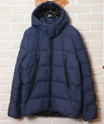 새상품급 나노 유니버스 남성용 다운 자켓 L 블루