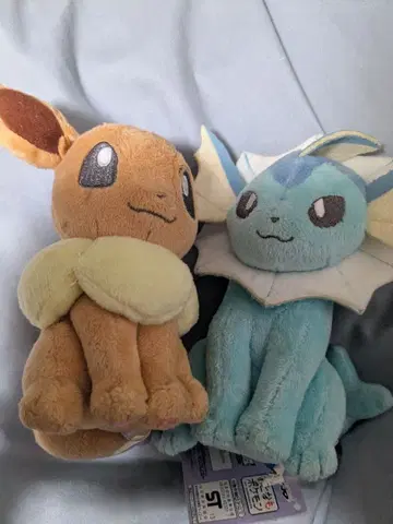 이브이, 샤워즈 봉제 인형