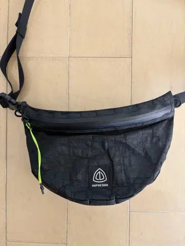 NUP DESIGN 블랙 아웃도어 파우치