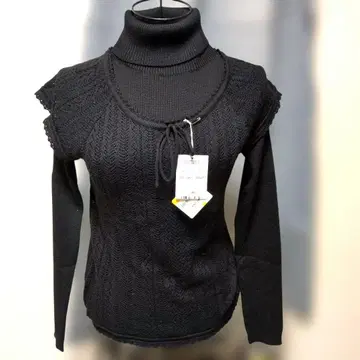 쿠미쿄쿠 울 100% 블랙 터틀넥 니트