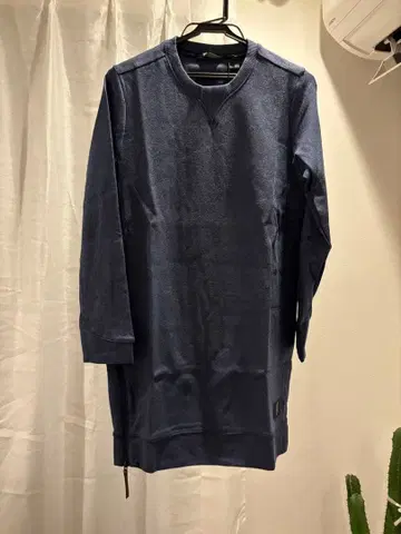 네이비 긴팔 원피스 사이드 지퍼