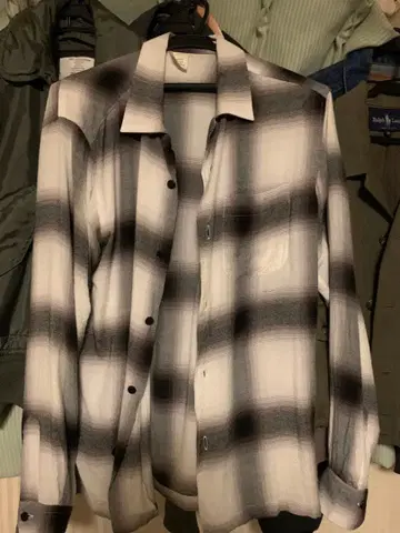 EL VINTAGE 체크 무늬 긴팔 셔츠 사이즈 40