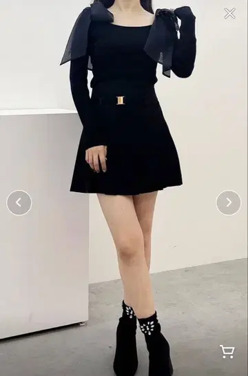 머큐리 듀오 숄더 리본 롱 슬리브 니트