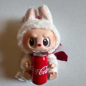 [ 미사용 새상품 ] popmart 러브브 코카콜라 키링 화이트