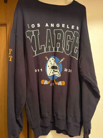 XLARGE 트레이닝복