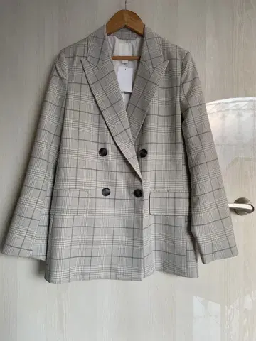 택 포함 새상품 H&M 테일러드 자켓