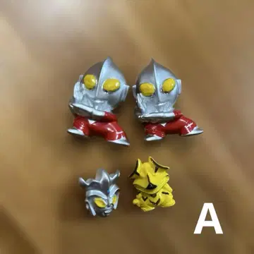 울트라맨 버튼 4개 세트 새상품