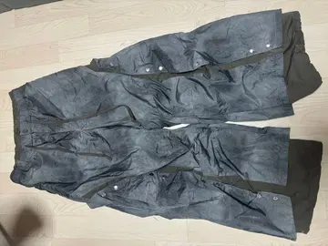 [ GRANCY ] 버튼 레이어드 디자인 나일론 팬츠