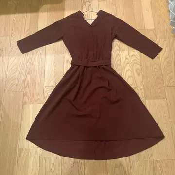 브라운 원피스 titivate 7부 기장