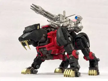 조이드 세이버 타이거 슈츠 사양 완성품 리얼라이즈 모델