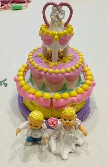Bluebird 빈티지 토이 컬러풀한 케이크와 인형 세트