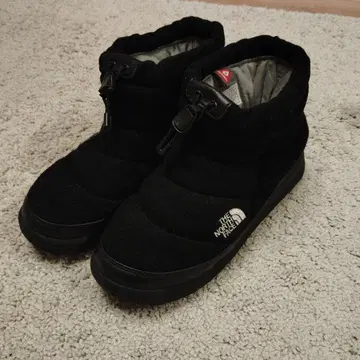 THE NORTH FACE 블랙 눕시 부츠