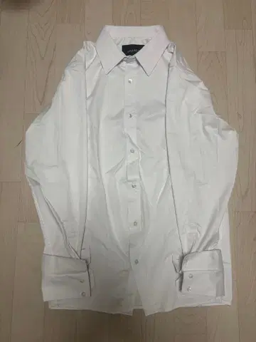 [ GRANCY ] 더블 커프스 디자인 커브 라인 셔츠