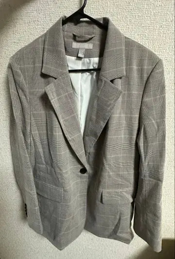 H&M 그레이 계열 체크 테일러드 자켓