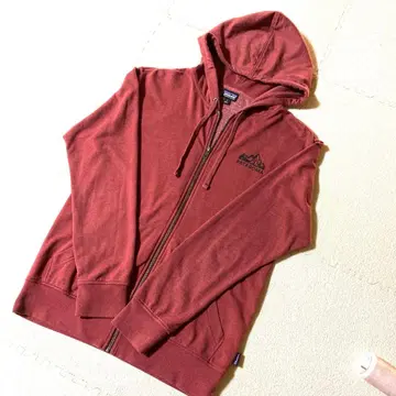 파타고니아 풀 집업 후드티 남성용 S 사이즈 백 프린트 크림슨 계열