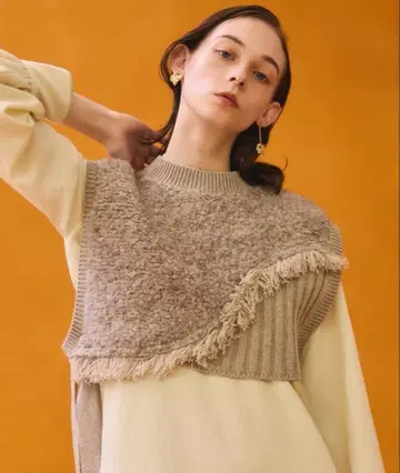 [ PUBLIC TOKYO ] 부클레 숏 니트 베스트