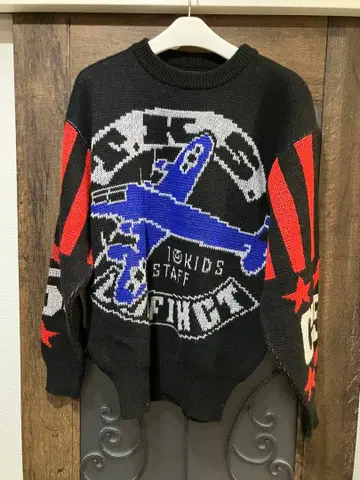 비행기 그래픽 니트 스웨터