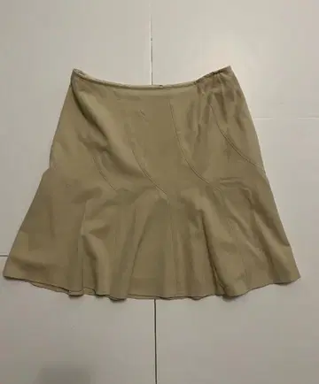 PrivateLabel 베이지 플레어 스커트 미니 기장