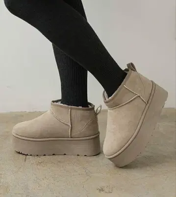 DONOBAN 도노반 라이트 베이지 통굽 어그 부츠 23.5cm