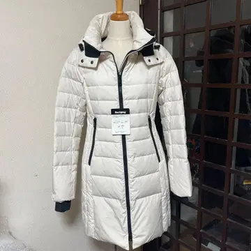 [ 미사용 새상품 ] FILA 화이트 다운 자켓 미디 기장