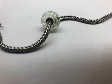 트롤 비즈 이너 글로우