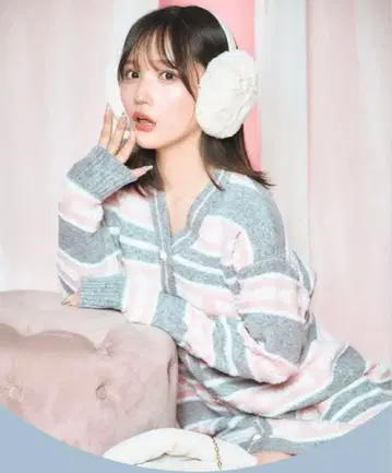 미셸 마카롱 로고 니트 원피스